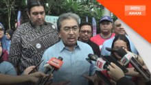 Utamakan pangsapuri rakyat, kata Johari kepada pemaju Kg Sg Baru