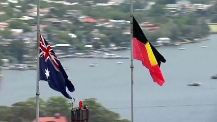 Austrália assinala Dia de Reflexão pelas vítimas do tiroteio em Bondi Beach