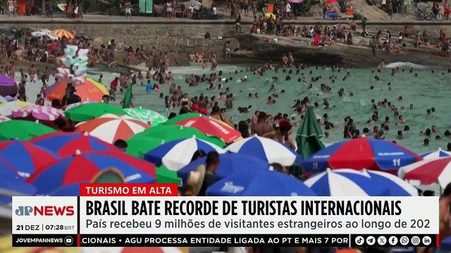 Brasil bate recorde histórico de turistas internacionais em 2025