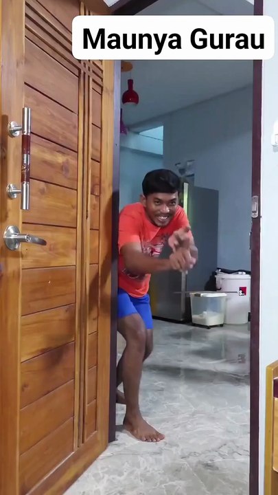 Itulah akibatnya kalau kita  canda keterlaluan,rugi besar yang kita dapatkan. Barang barang hancur kena gampar istri,ini udah jatuh ketimpa tangga kena pukul tutup panci. tetap tersenyumlah.