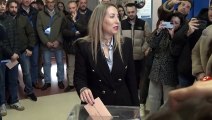 Los candidatos que se presentan a las elecciones de Extremadura ya han votado en las urnas