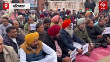 ਮਨਰੇਗਾ ਨੂੰ ਲੈ ਕੇ ਕਾਂਗਰਸ ਦਾ ਸੂਬਾ ਪੱਧਰੀ ਧਰਨਾ, ਕੇਂਦਰ ਦੇ ਨਾਲ ਸੂਬਾ ਸਰਕਾਰ 'ਤੇ ਵੀ ਸਾਧੇ ਨਿਸ਼ਾਨੇ