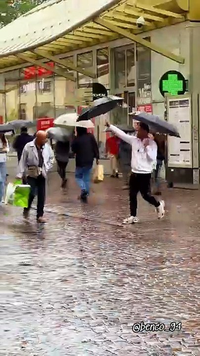 Umbrella Mood 😻☔️