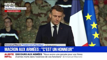 "Une pensée pour vos frères d'armes, morts cette année [...] et aux blessés aux corps meurtris", déclare Emmanuel Macron lors de son discours aux armées
