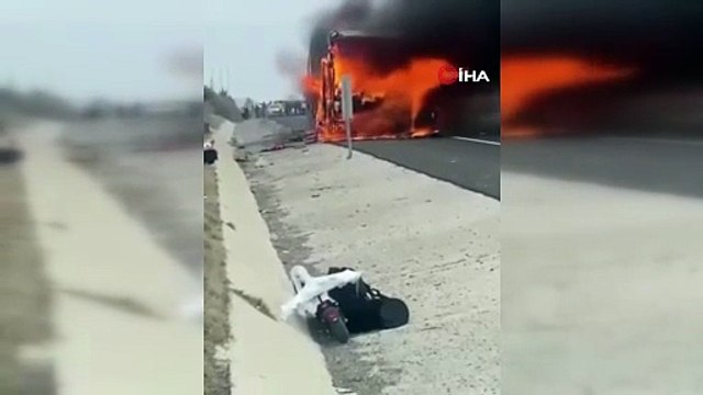Seyir Halindeki Yolcu Otobüsü Alev Aldı 25 Yolcu Son Anda Kurtarıldı