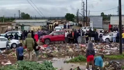 Al menos nueve muertos tras tiroteo en un bar cerca de Johannesburgo