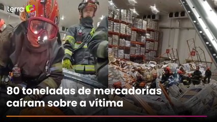 Vídeo mostra Bombeiros resgatando operador de empilhadeira soterrado após queda de prateleiras