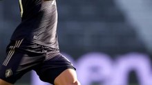 Cristiano Ronaldo football jump on shorts video