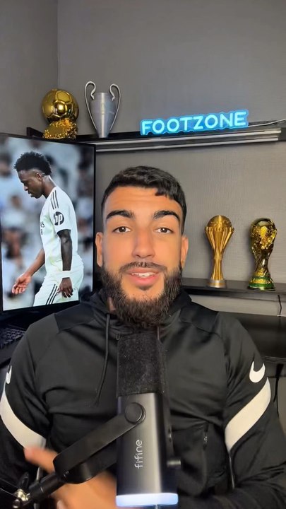 Vinicius va pas tarder à peter un câble…🎙️