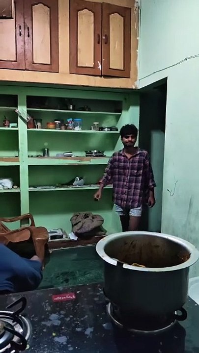“Boys Hostel Life Is Next Level 😂”