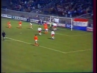 PAYS BAS - DANEMARK - 1984 -