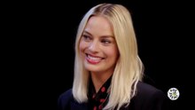 Margot Robbie Faces Extreme Heat 🌶️ | Spicy Wings Challenge on Hot Ones