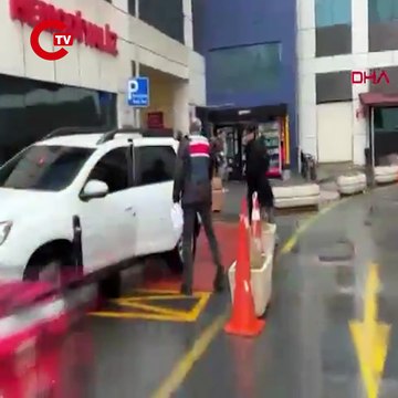 Sanatçı Yusuf Güney, İstanbul Cumhuriyet Başsavcılığı tarafından yürütülen 'Uyuşturucu' soruşturması kapsamında sağlık kontrolünden geçirildi