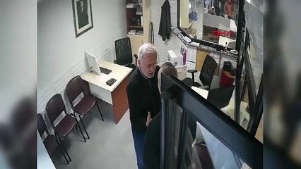 ''Oğlunu gömeceğiz, seni havaya uçuracağız'' deyip, dükkanına patlayıcı attılar!