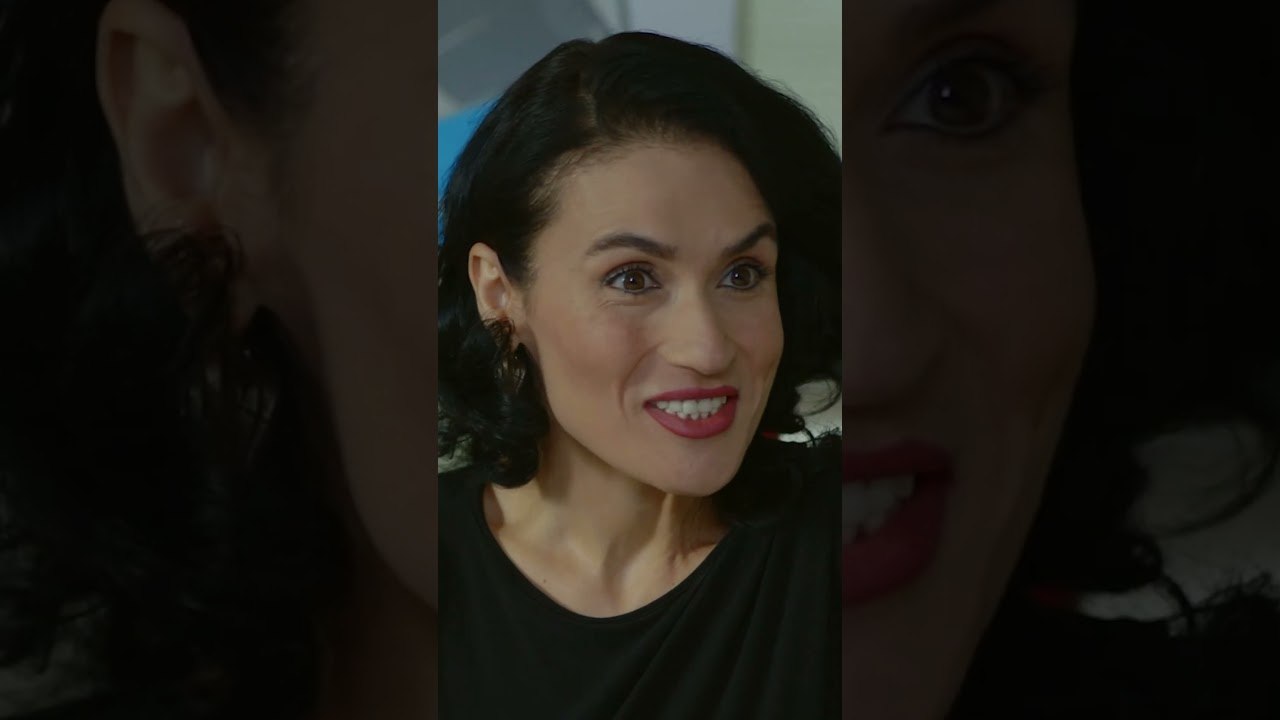 بيدبروا ممثلين منشان عيلة جيزام 😂 | مسلسل العاشق يفعل المستحيل #shorts #sevenneyapmaz #مسلسلات_تركية