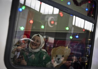 Bakan Uraloğlu, Turistik Doğu Ekspresi'nin yeni sezondaki ilk seferini uğurladı!