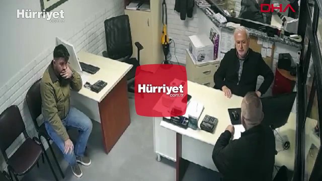 Oğlunun borcu için babasını tehdit edip iş yerine patlayıcı attılar