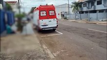 Após queda, homem é socorrido pelo Samu na Rua Mobral