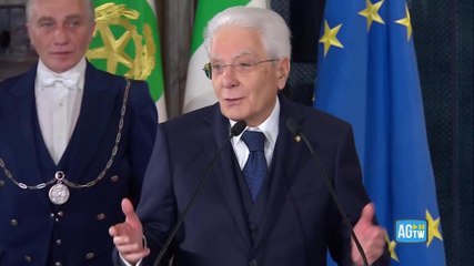 Milano Cortina, il discorso di Mattarella ai portabandiera: "L'’Italia sarà con voi".