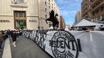 Napoli, la protesta degli ultrà azzurri: no ai divieti di trasferta