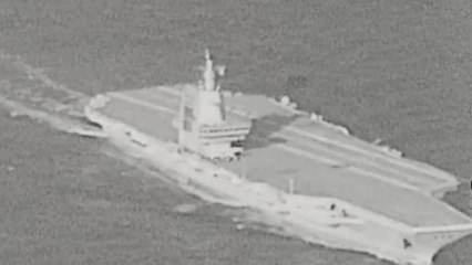 중국 항공모함 2척 칭다오 입항..."서해 무력시위 예상" / YTN