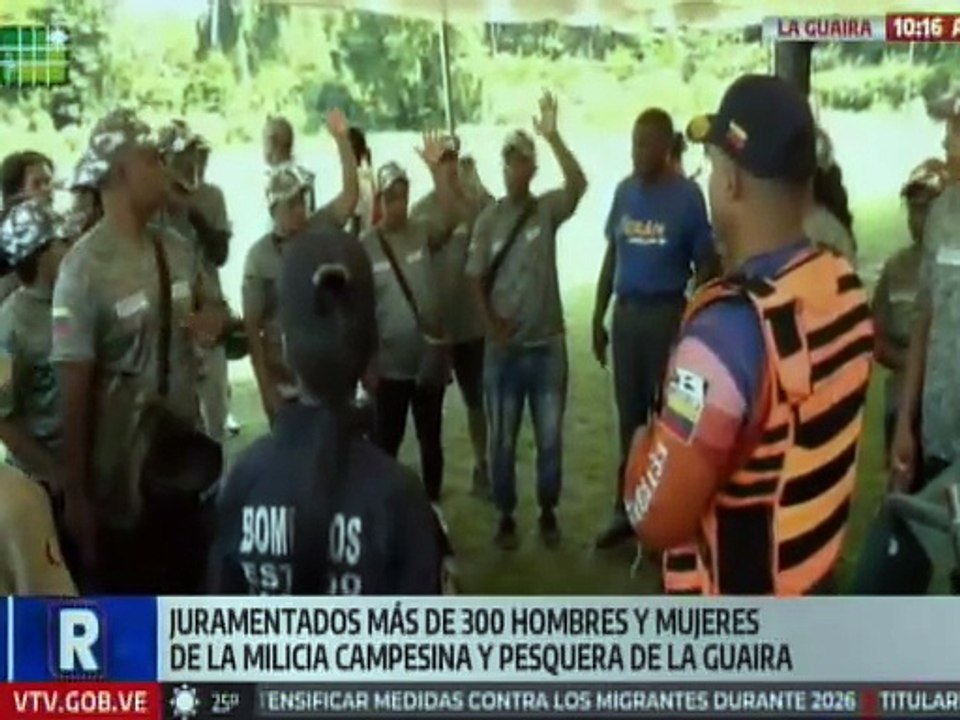 Juramentados hombres y mujeres de la Milicia Ca...