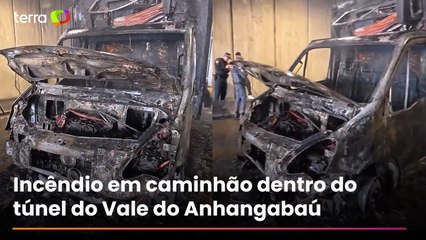 Caminhão pega fogo dentro do túnel do Vale do Anhangabaú, em São Paulo