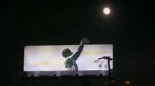 Il geniale cartellone pubblicitario di Steph Curry che unisce fotografia e astrofisica