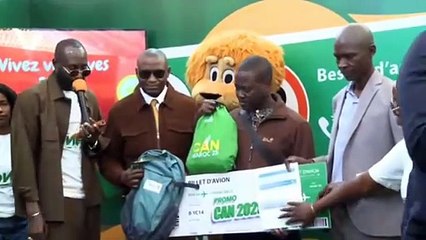 CAN Maroc 2025 : la LONASE remet des titres de voyage à 25 bénéficiaires de la Promo-CAN