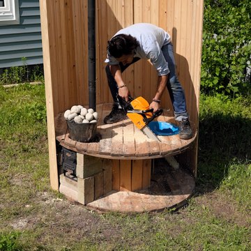 Have a spa in your own backyard with a DIY sauna 😲👍🏼 #spa #sauna #handmade #woodwork #fyp