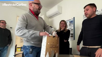 Incontro ed emozioni al Carlino, intervista all'imprenditore che ha aiutato il papà che ha perso tutto