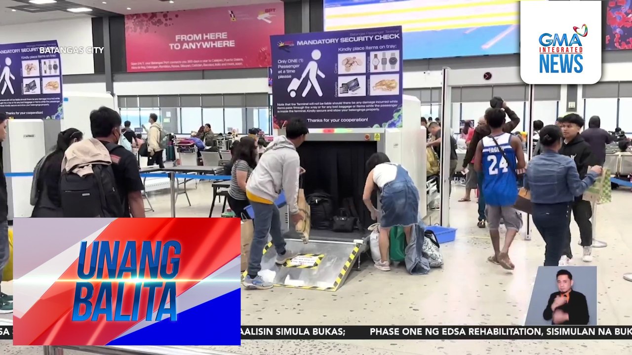 Mga pasahero, dagsa sa Batangas Port; ilang biyahe roon, fully-booked na | Unang Balita