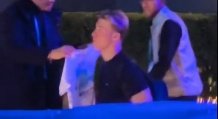 Il Napoli lascia l'Al-Awwal Park dopo la vittoria della Supercoppa