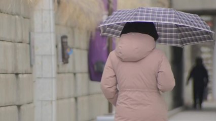 [날씨] 성탄 이브 새벽까지 전국 비...성탄절엔 '강력 한파' 온다 / YTN