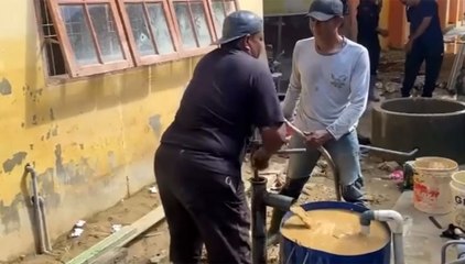 Polri Bangun 300 Sumur Bor untuk Warga Korban Bencana di Aceh Tamiang