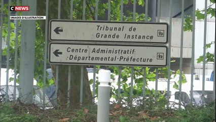 Le nombre de régularisations de sans-papiers a baissé de 42% au cours des neuf premiers mois de l'année, dans le sillage d'une circulaire du précédent ministre de l'Intérieur Bruno Retailleau