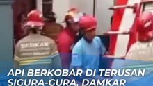RUMAH DI KAWASAN TERUSAN SIGURA-GURA KOTA MALANG TERBAKAR, API BERHASIL DIPADAMKAN DAMKAR