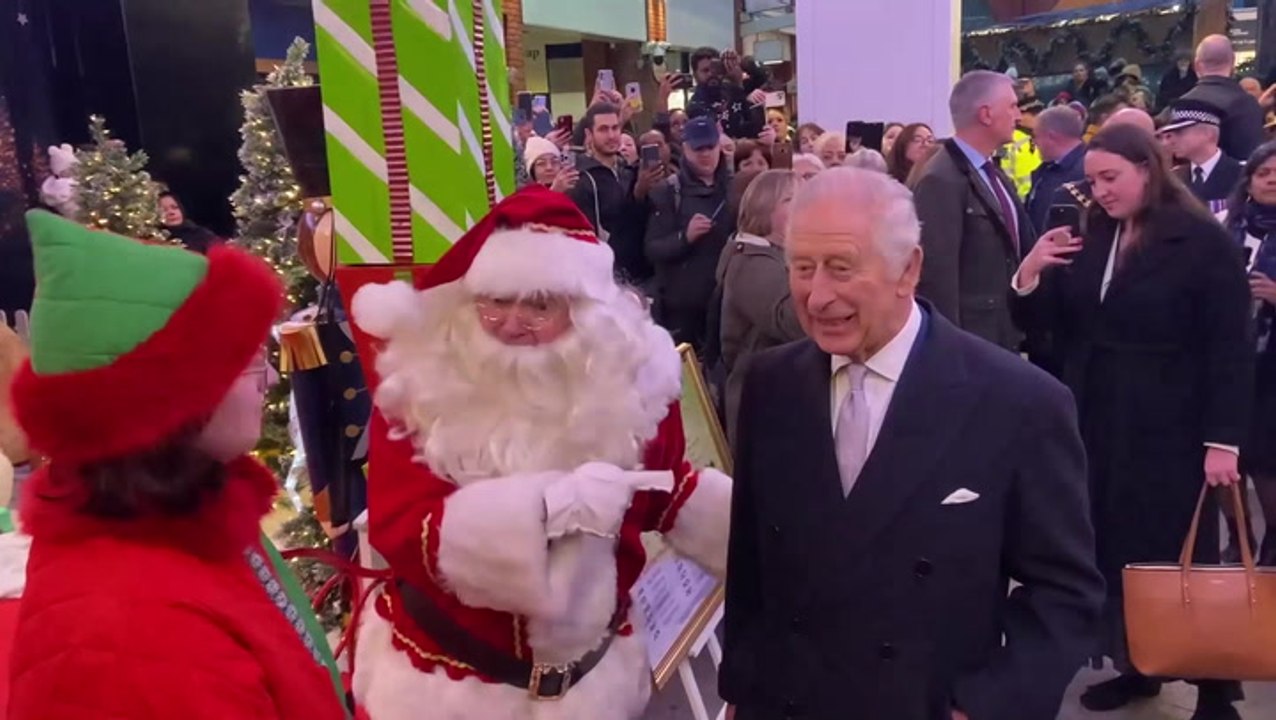 King Charles’ former butler lifts lid on Royal Family Christmas: Favourite tipples, cheeky gifts and William’s secret shopping trips