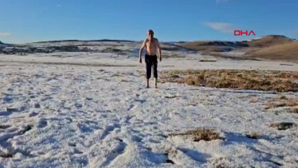 Türkiye’nin en soğuk yerleşim yerlerinden Göle'nin ‘Buz adamı’