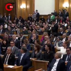 Deprem sanıklarının 11. Yargı Paketi'yle birlikte affedilmesine tepki gösteren depremzede yakınları CHP Grup Toplantısı'nda feryat etti Sesimizi duyan var mı