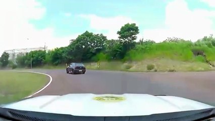 Vídeo de viatura flagra perseguição policial que terminou em apreensão de maconha