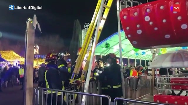 Cinco personas atrapadas en una noria en Móstoles son rescatadas