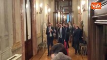 "Vi presento il Ministro Giorgetti", Salvini scherza con i cronisti fuori da Aula Senato