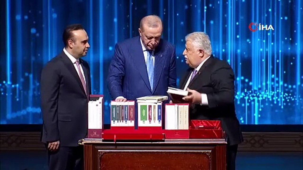 Cumhurbaşkanı Erdoğan: "Bütün bunları önümüze çıkartılan çeşitli engellere rağmen Sinop’taki füze denemelerimize ’balıklar tedirgin oluyor’ diyerek karşı çıkan muhalefetin sığlığına rağmen başarıyoruz"