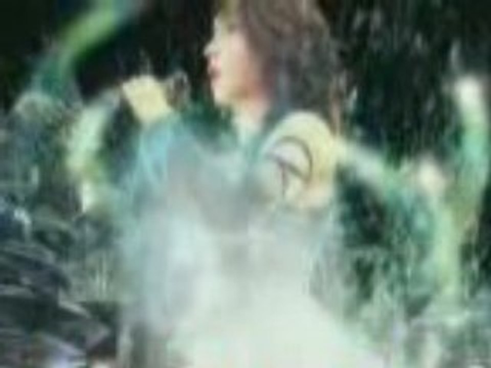 Allison_crowe_sur_video_FFX