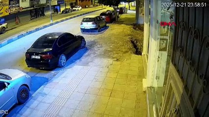 Gece yarısı dehşet! Camlar bir bir kırıldı