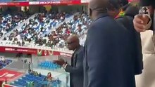 Match des lions : Le ministre Moustapha Sarré et Abass Fall jubilent dans les gradins