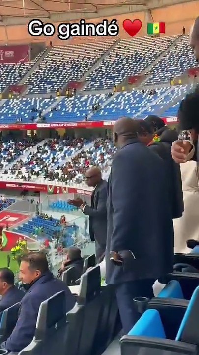 Match des lions : Le ministre Moustapha Sarré et Abass Fall jubilent dans les gradins