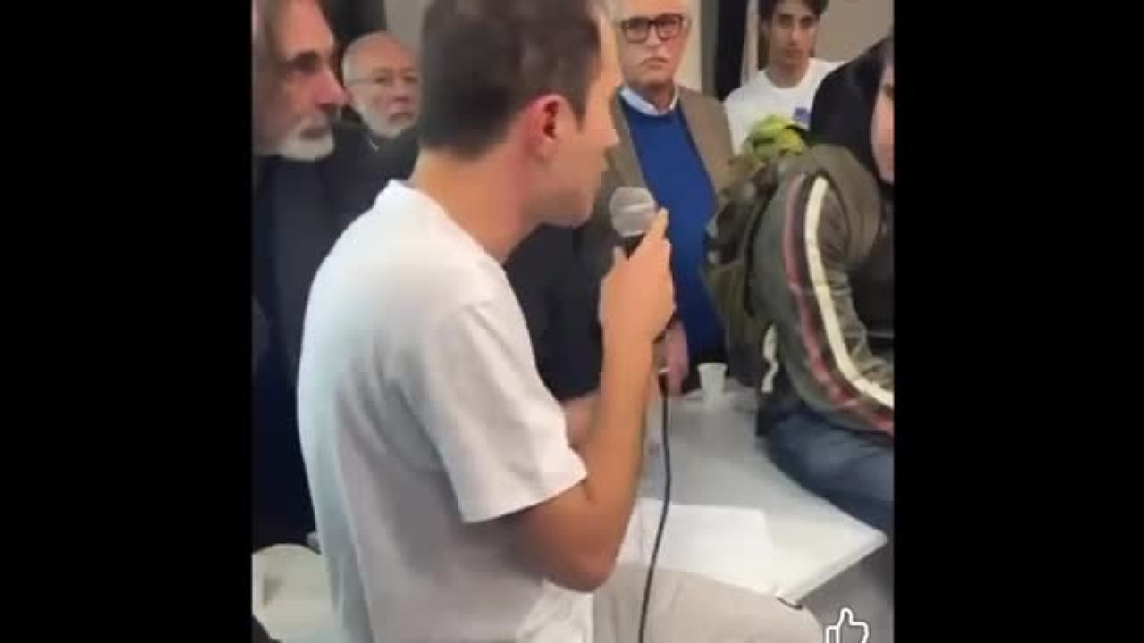 Com'è andato il convegno Anpi alla Federico II, tensioni ma nessuna censura: il ragazzo pro Ucraina si è confrontato con Di Battista