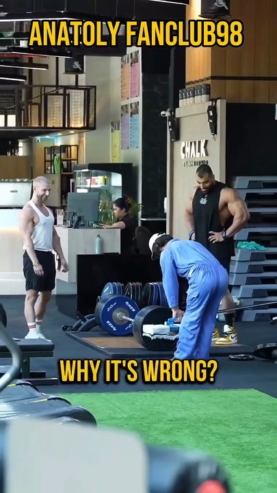 have the last laugh 🤭#anatoly #fitness #gym